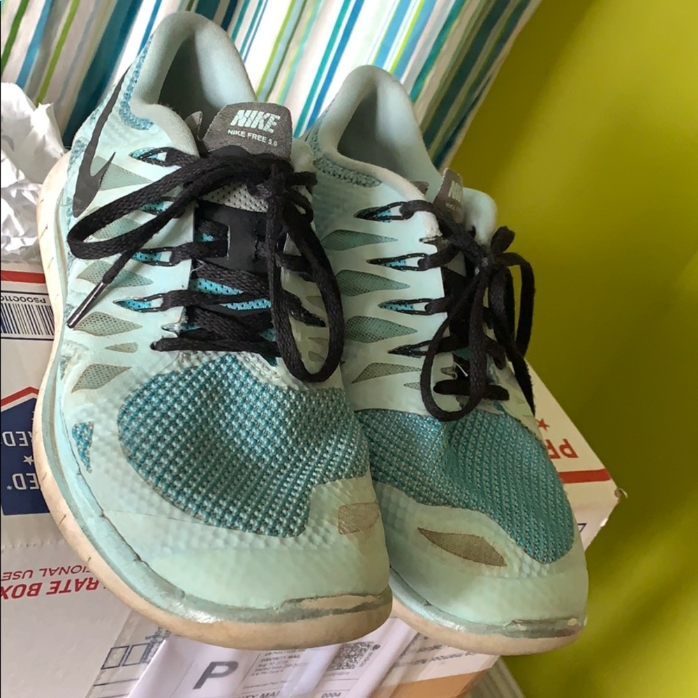 Nike free runs